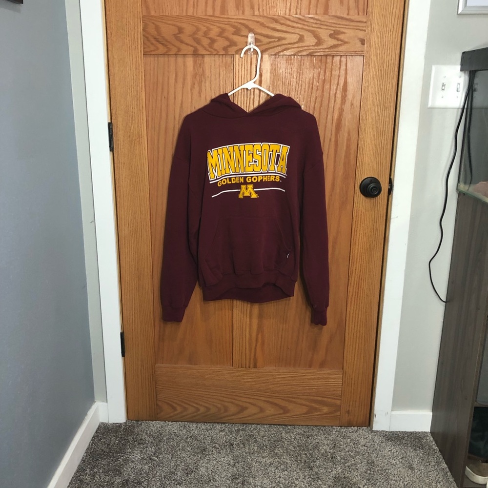 Minnesota gophers sweatshirt